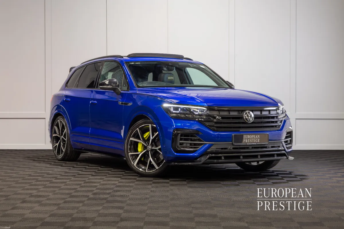 2021 Volkswagen Touareg R V6 *Pan Roof - Image 1