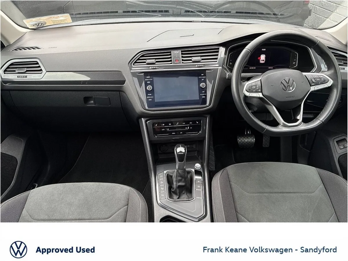 Volkswagen Tiguan *Elegance* 1.4 TSI PHEV 245HP AU - Image 2