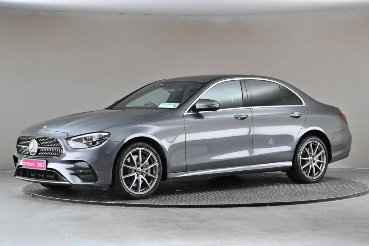 Mercedes-Benz E-Class E 300DE PLUG-IN HYBRID - Image 4