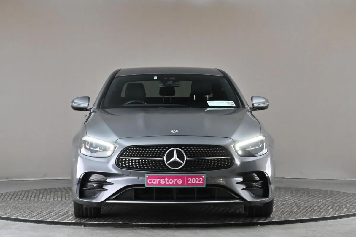 Mercedes-Benz E-Class E 300DE PLUG-IN HYBRID - Image 2