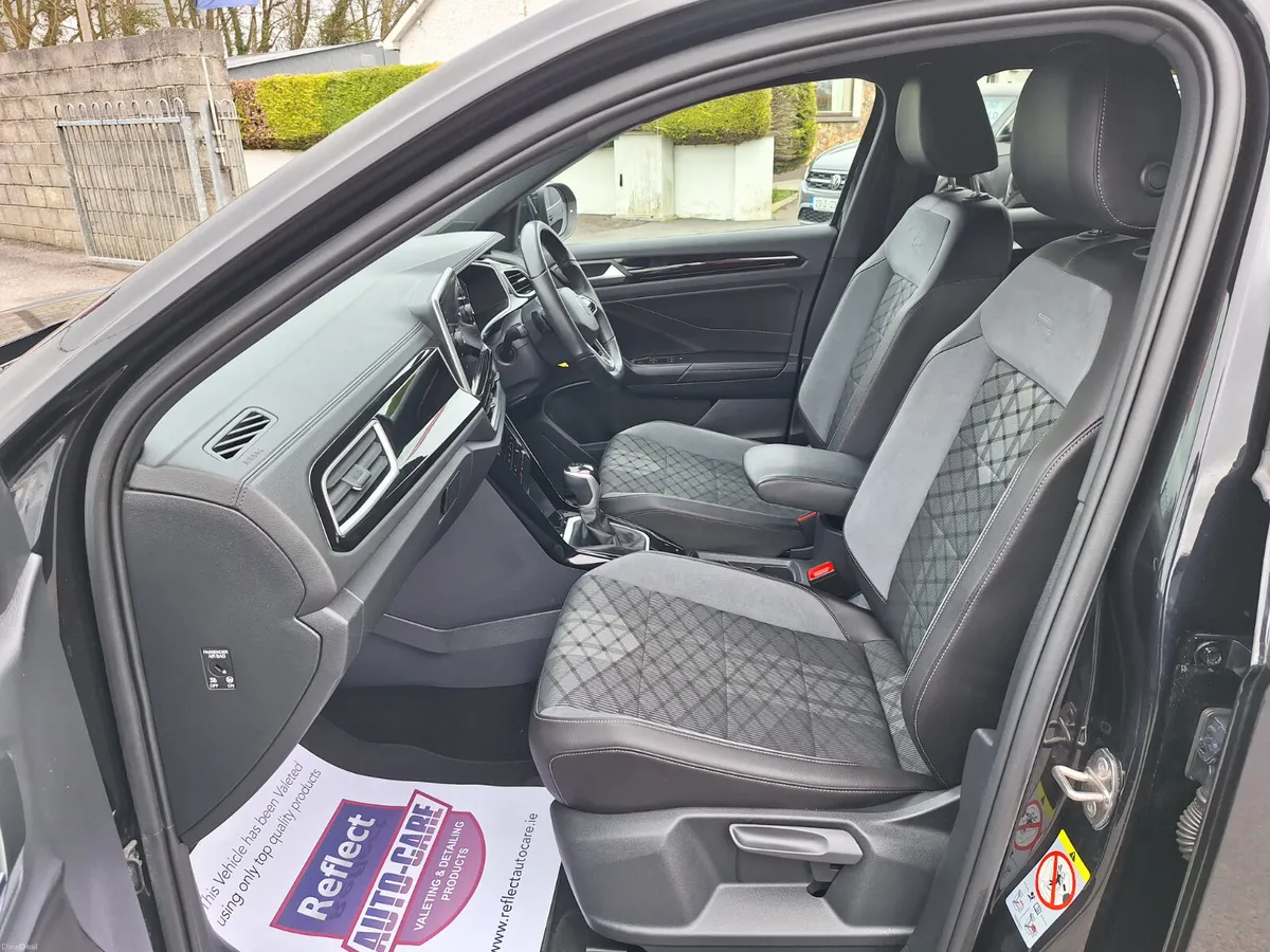 Volkswagen T-Roc 1.5 Automatic *Top Specification - Image 6