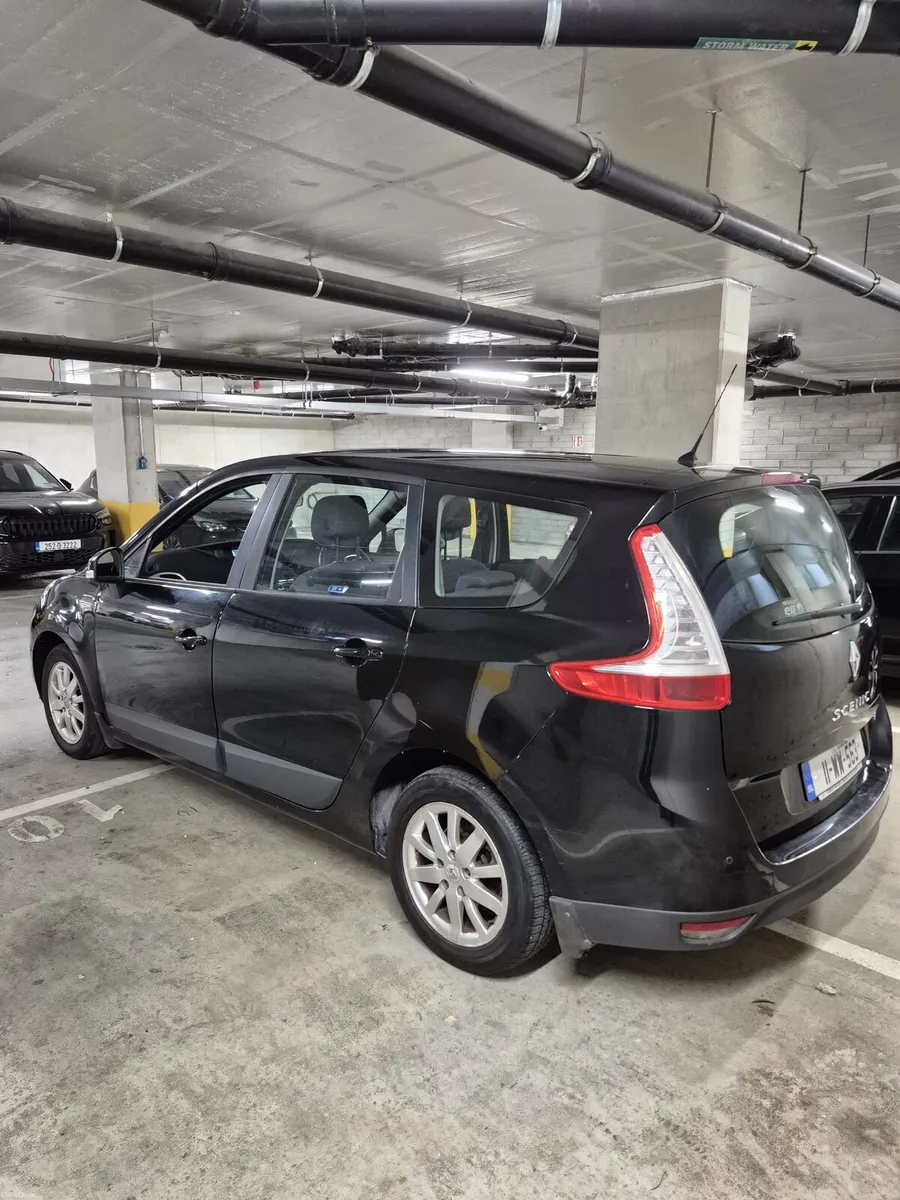 Renault Grand Scenic 7 Seater - Image 4