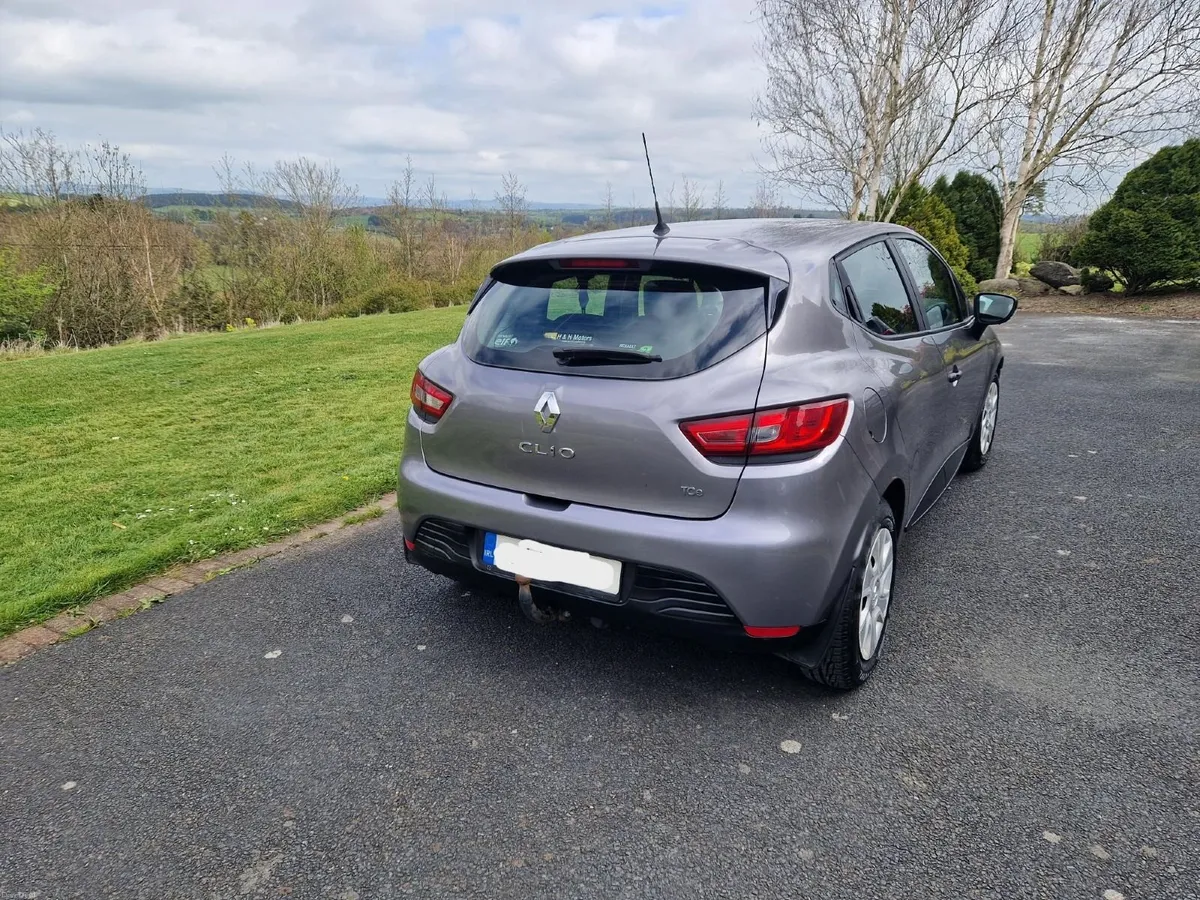 Renault Clio 2013 TCE 90 - Perfect first car - Image 3