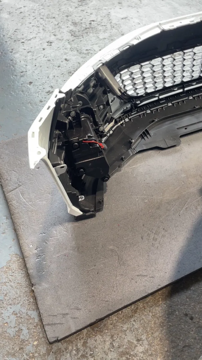 Volkswagen Golf Mk7.5 GTI/GTD Front Bumper - Image 2