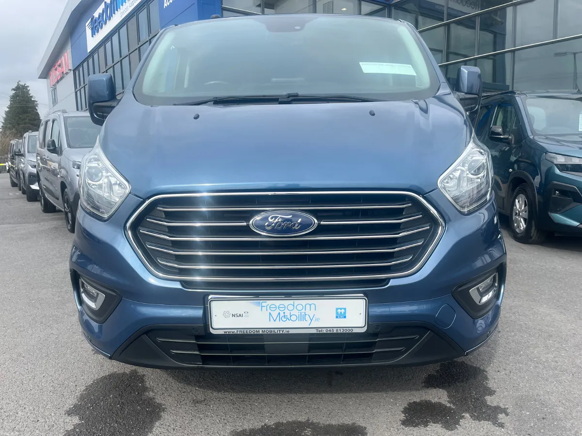 2019 Ford Tourneo Custom WAV - Image 2