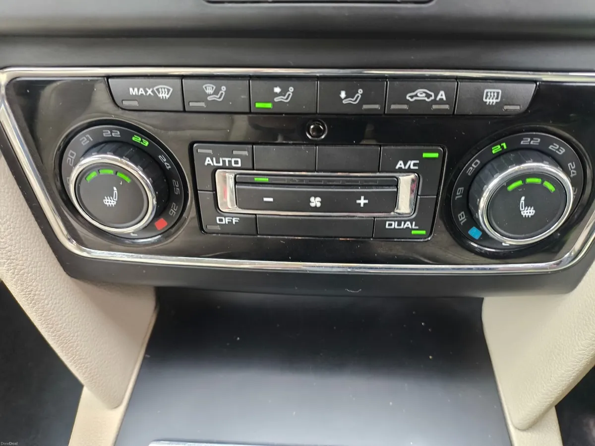 Skoda Superb 2015 2.0 Litre - Image 3