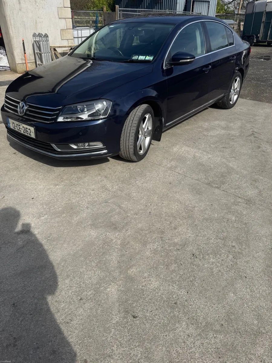 Volkswagen Passat - Image 3