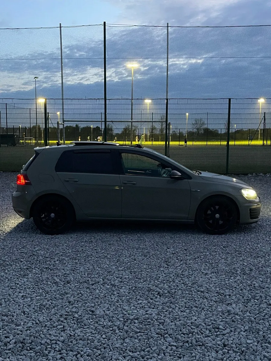 162 Golf GTD Sunroof Low Mileage Automatic DSG - Image 3