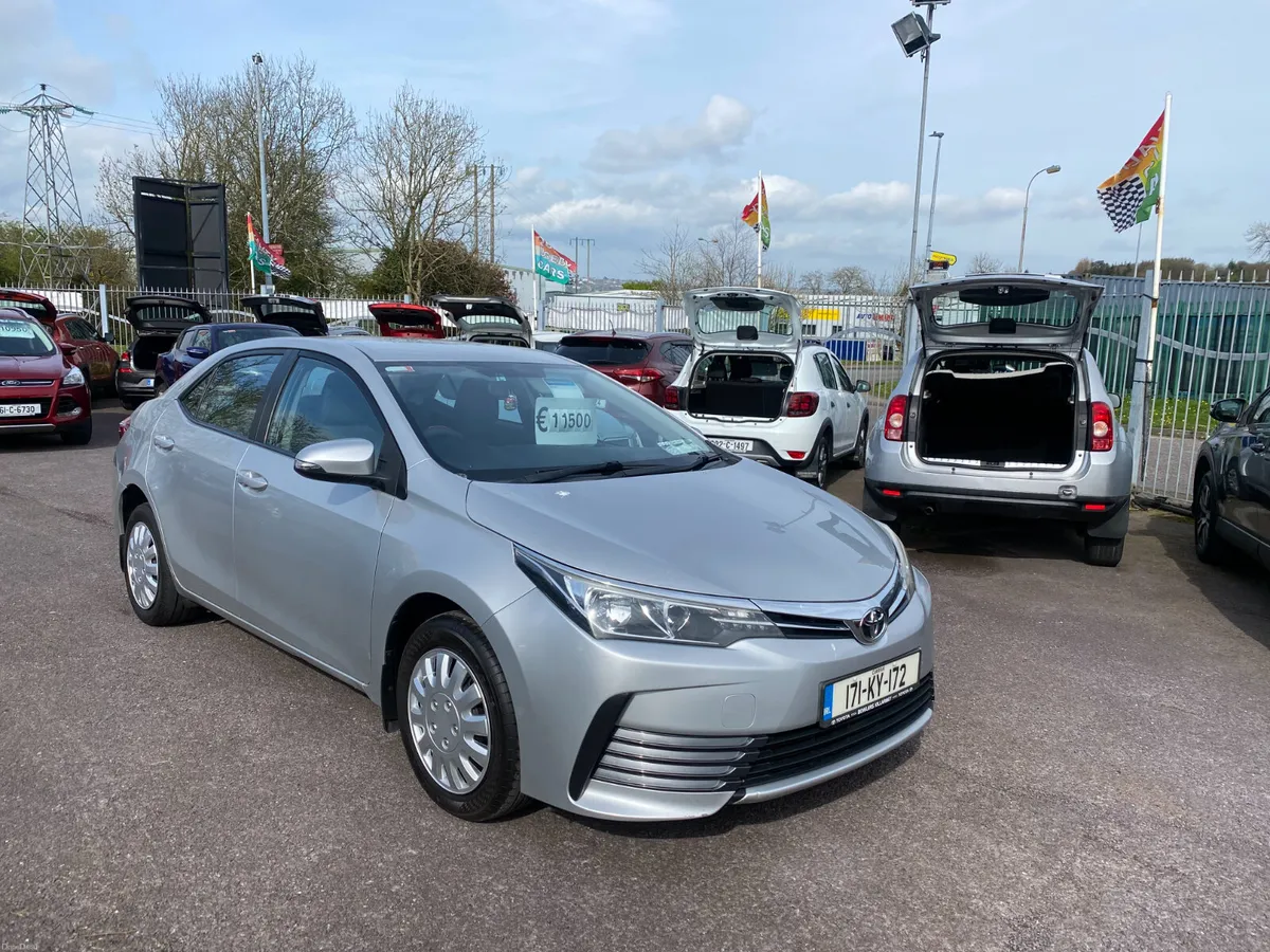 Toyota Corolla 2017 - Image 5