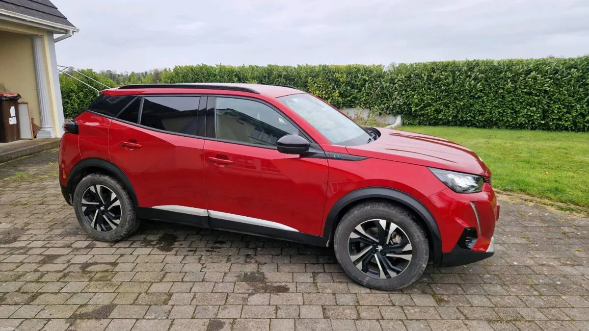 Peugeot e2008 - Image 2