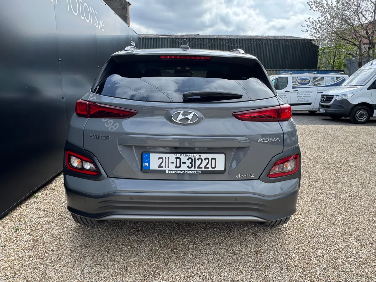 HYUNDAI KONA EV 64KWH AUTO PREMIUM - Image 4