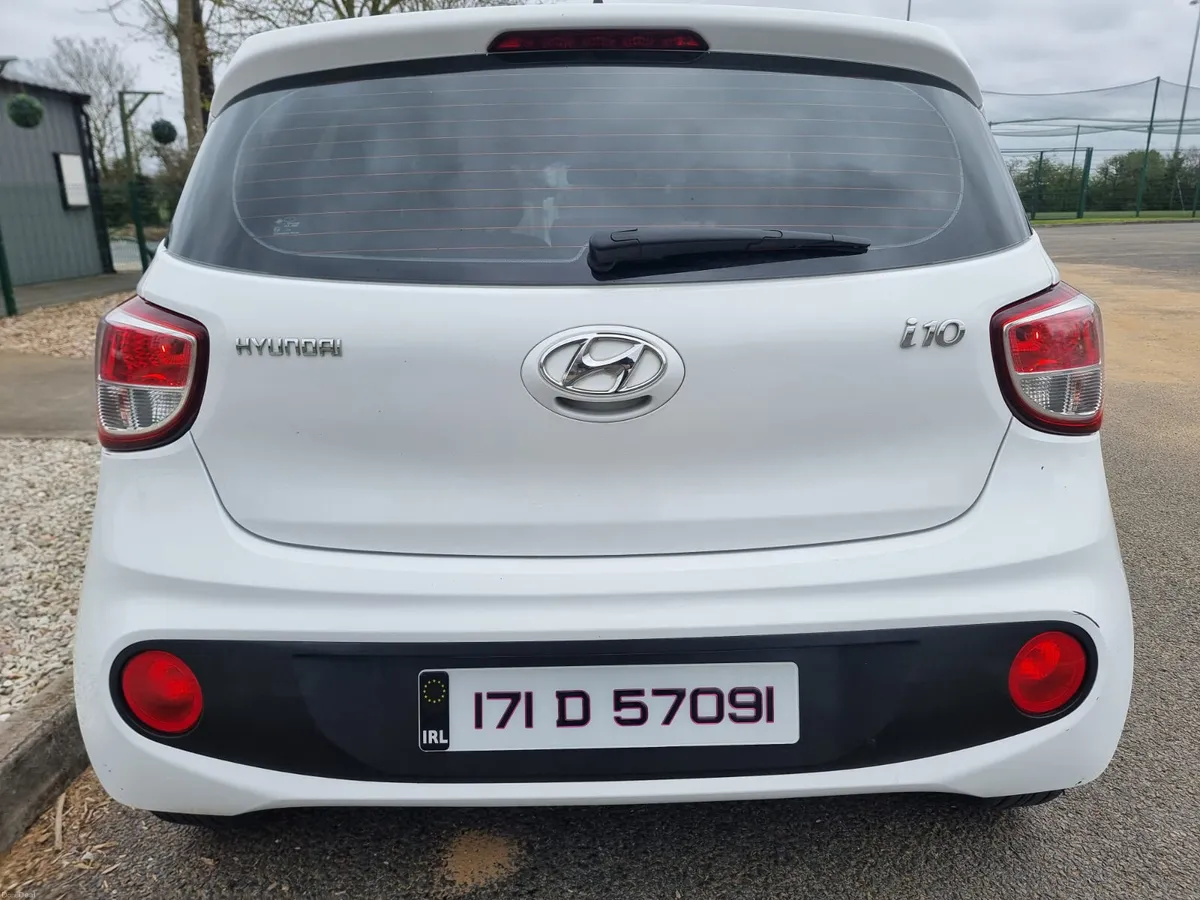 €5,990 Hyundai i10 2017 absolute bargain - Image 3