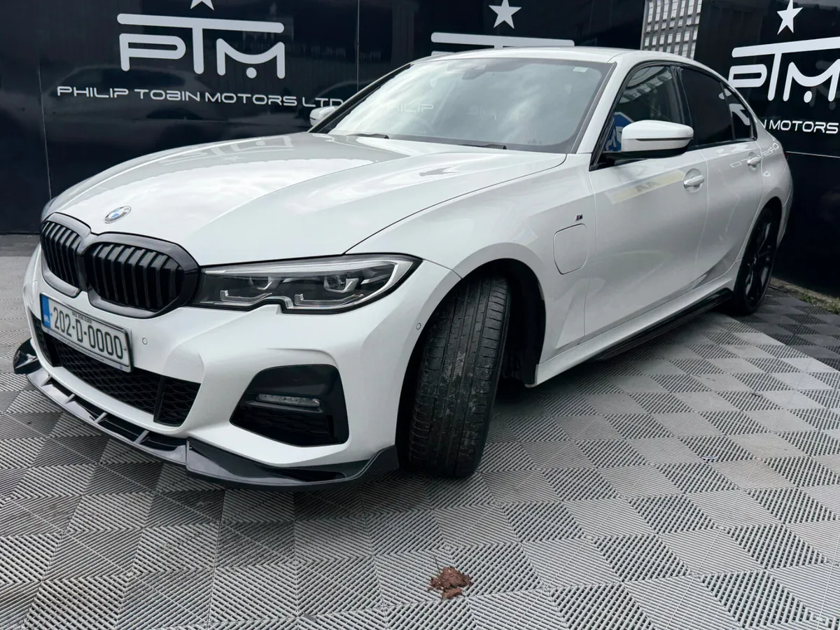 BMW 330e M Sport Pro G20 288HP Auto - Image 4