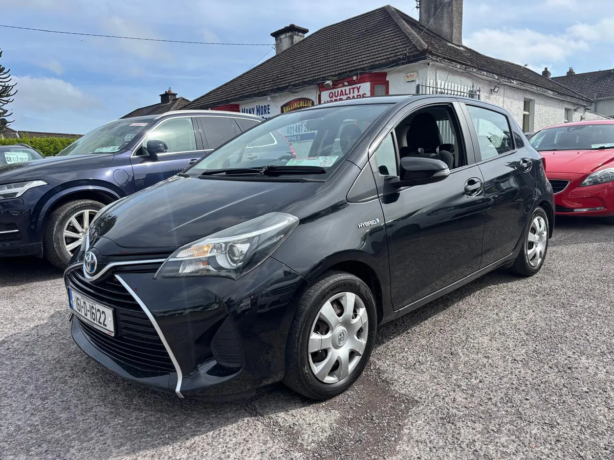 Toyota Yaris 2016  HYBRID  AUTOMATIC  IRISH  CAR - Image 2