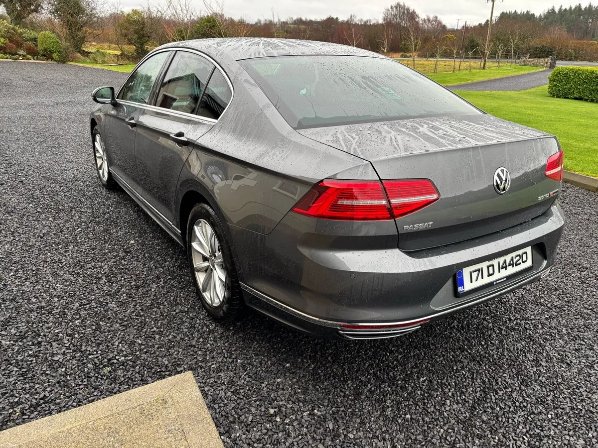 2017 VW Passat 2.0 Tdi Highline 4motion R Line - Image 4