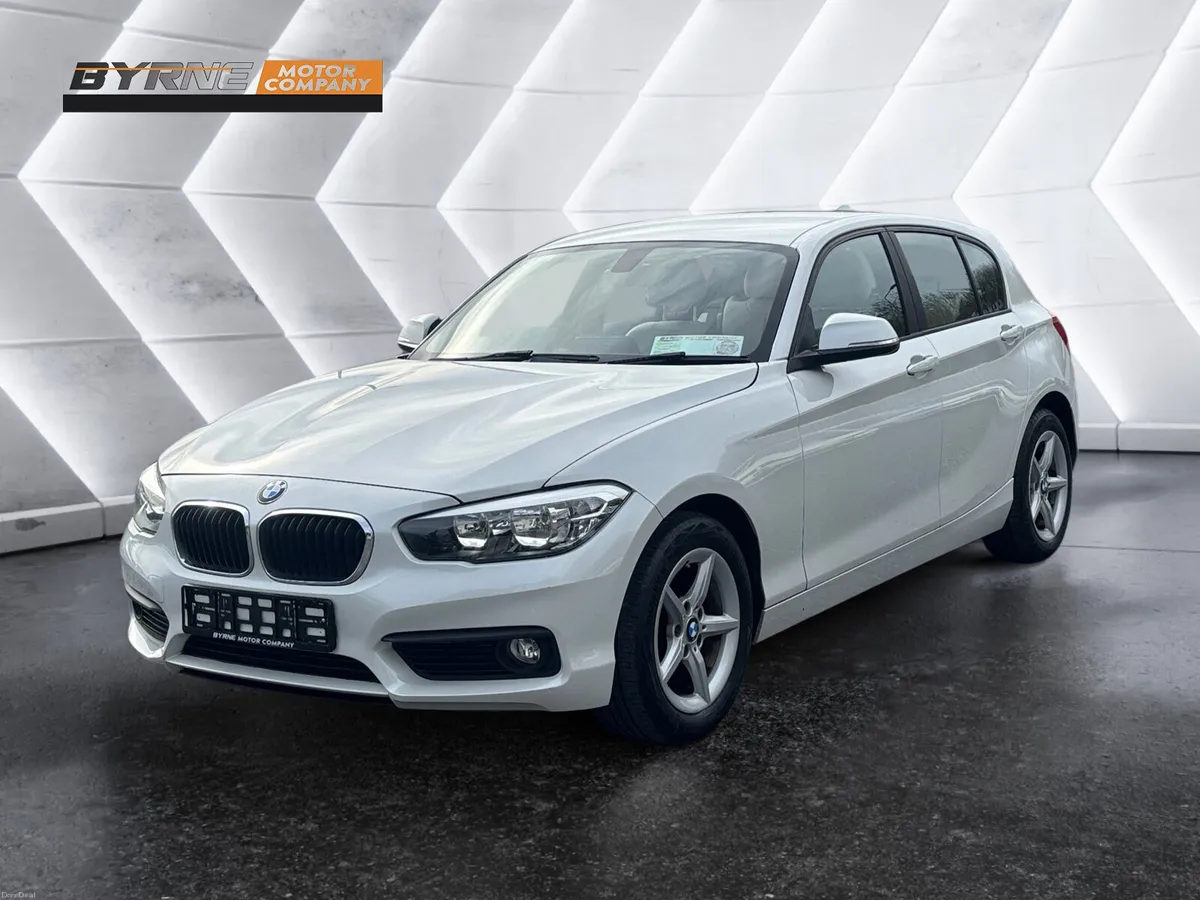 BMW 116D SE 2017 - Image 1