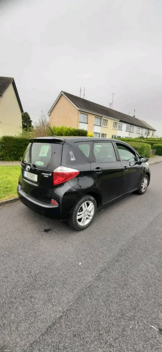 2011 Toyota  Verso S  1.3 petrol - Image 4