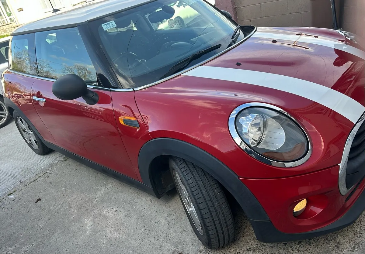 Mini Cooper - Image 2
