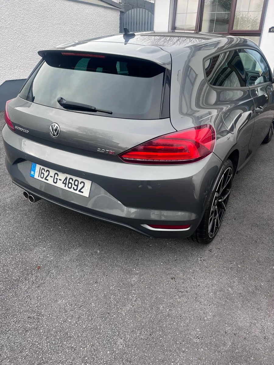VW Scirocco 2.0 TDI - Image 4