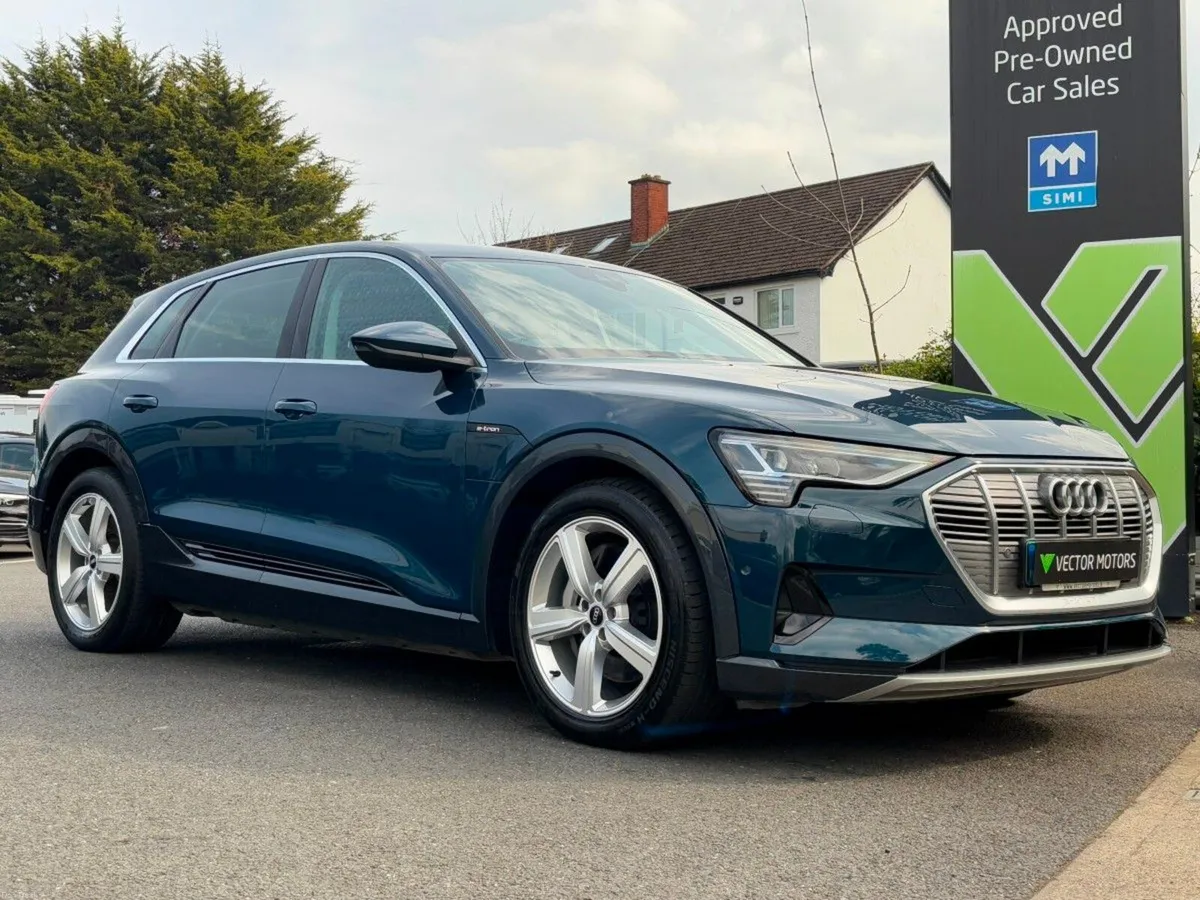 Audi e-tron 50 QUATTRO TECHNIK - Image 1