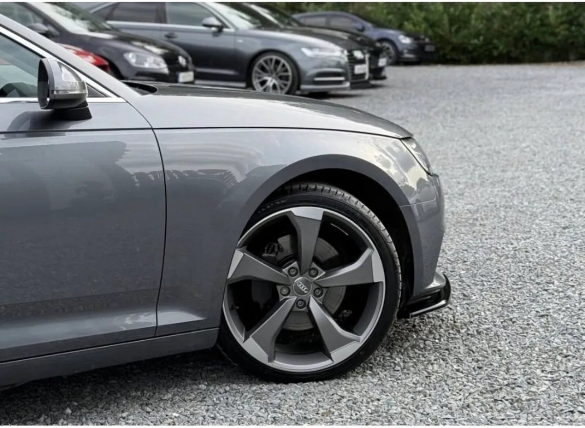 Audi A4 2.0 TDI S Tronic (S Line styling) - Image 3