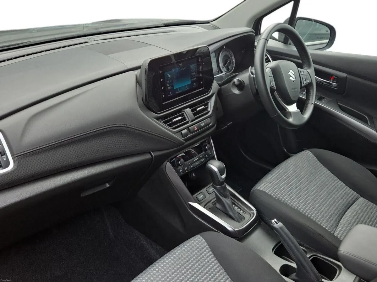 Suzuki SX4 SX4 1.5 S1-HEV MOTION AGS 5DR - Image 4