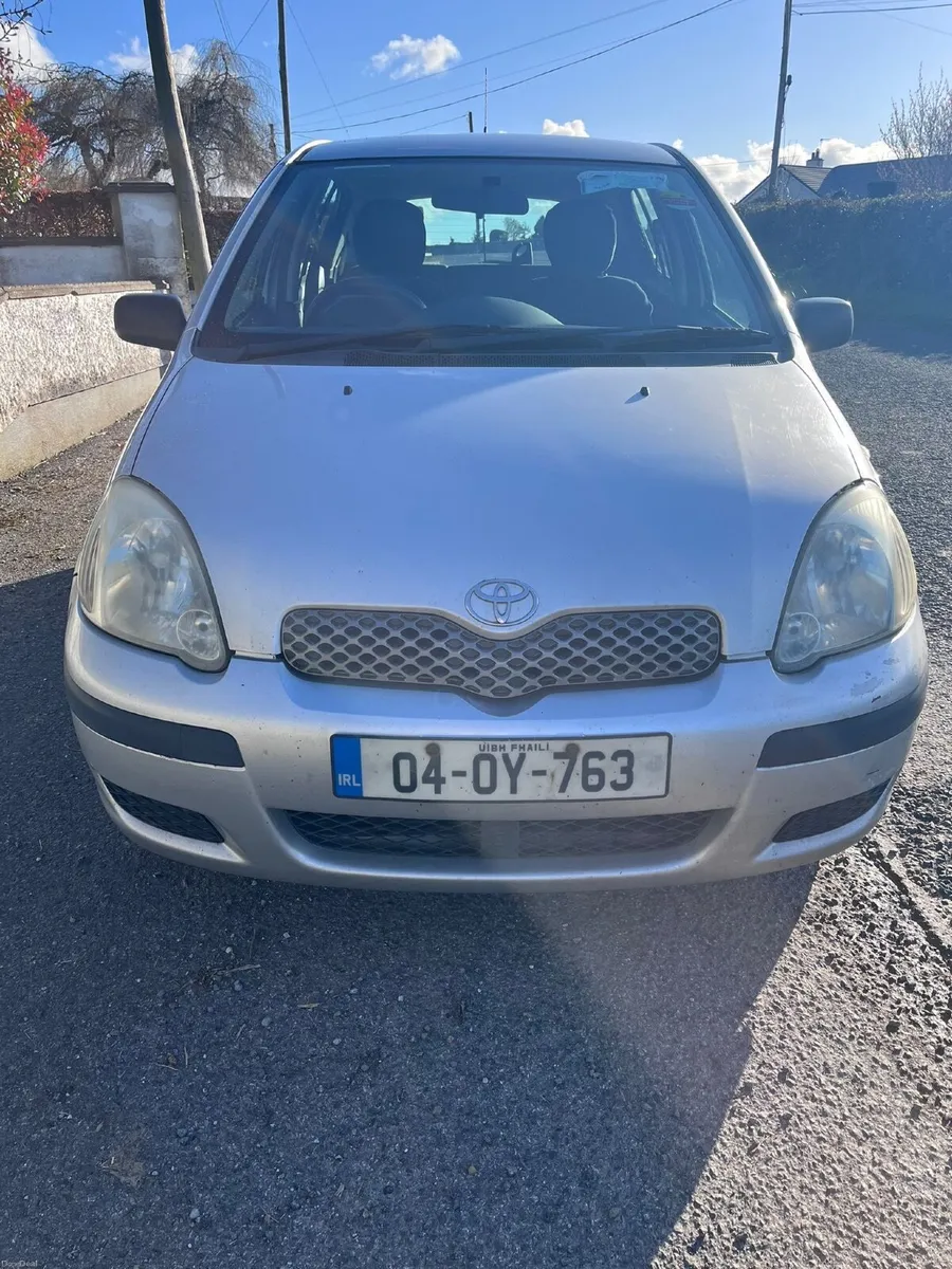 Toyota Yaris 2004 - Image 1