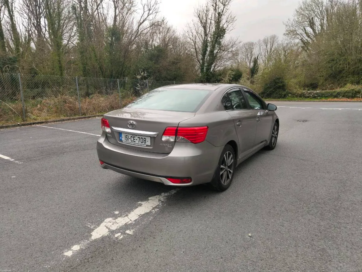 Toyota Avensis - Image 4