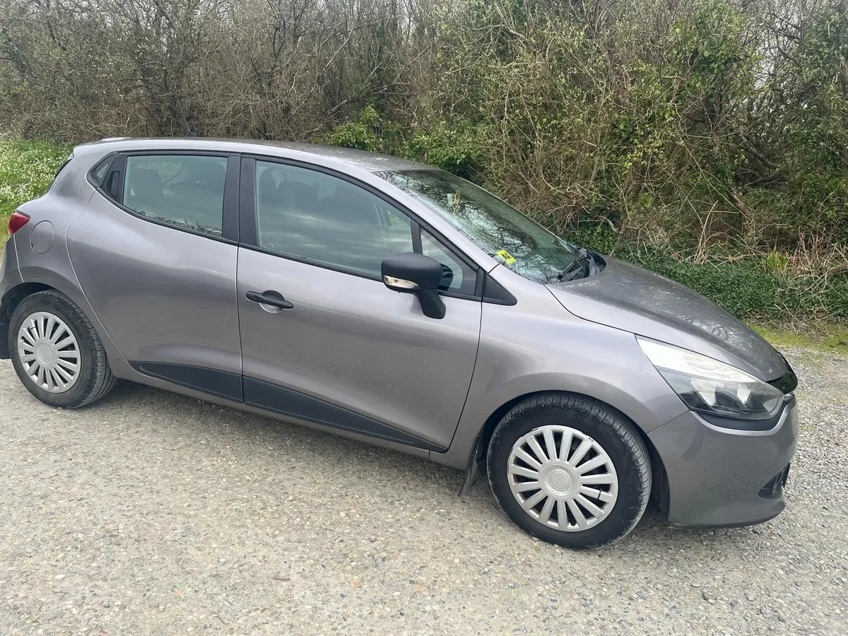 Renault clio - Image 1