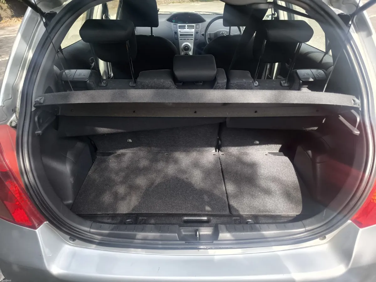 Toyota Yaris 2006 - Image 3