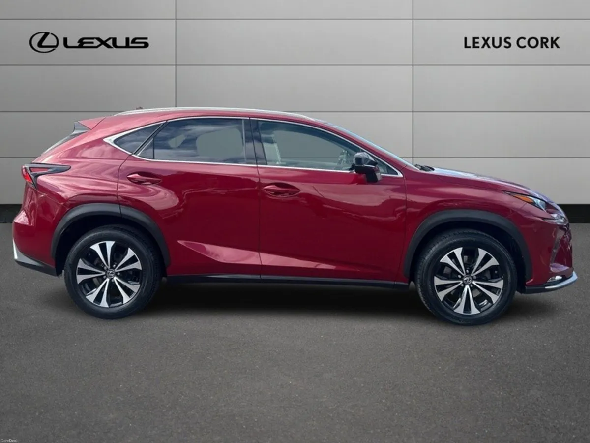 Lexus NX FWD DYNAMIC - Image 4