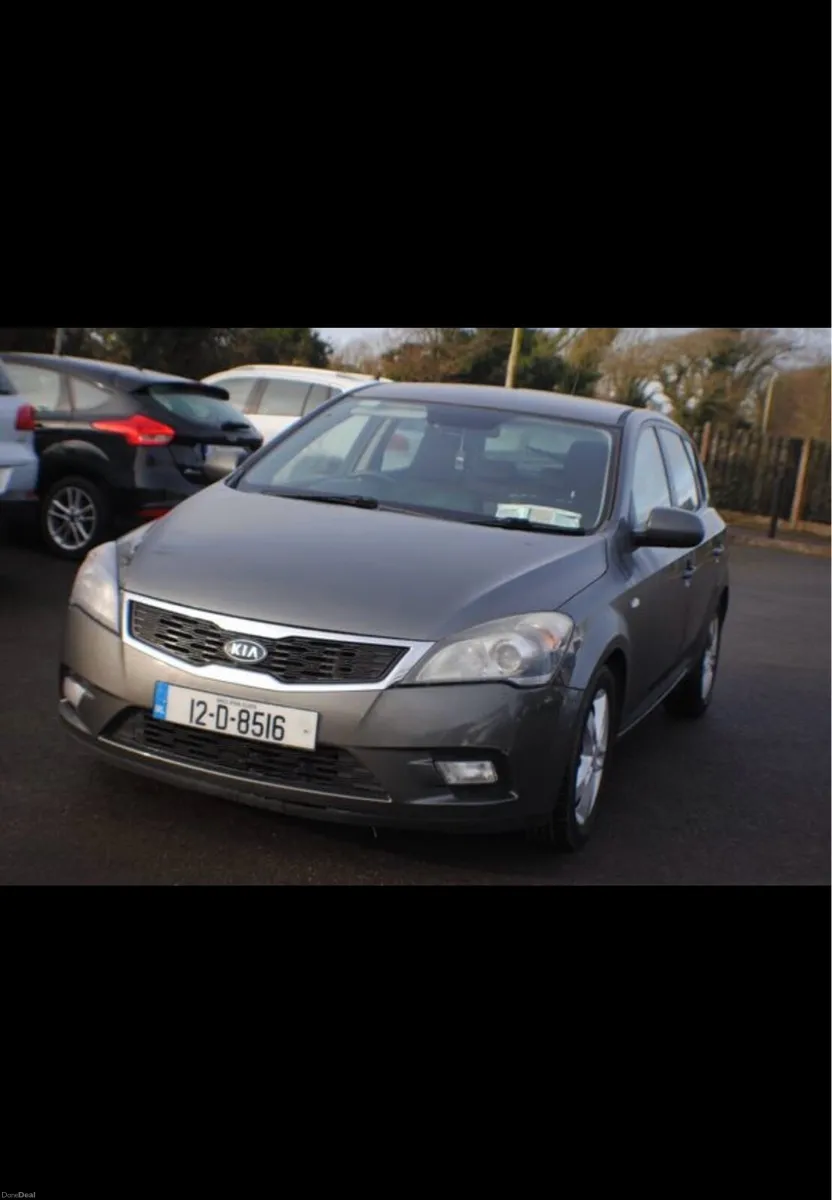 Kia Ceed 2012 Automatic hatchback - Image 2