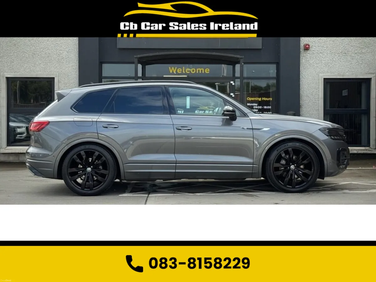 Volkswagen Touareg 3.0 TDI V6 Black Edition SUV 5d - Image 3