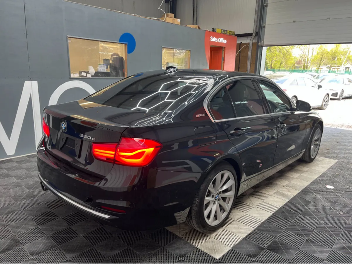 BMW 3-Series 2016 BMW 330E LUXURY 2.0 AUTOMATIC / - Image 2