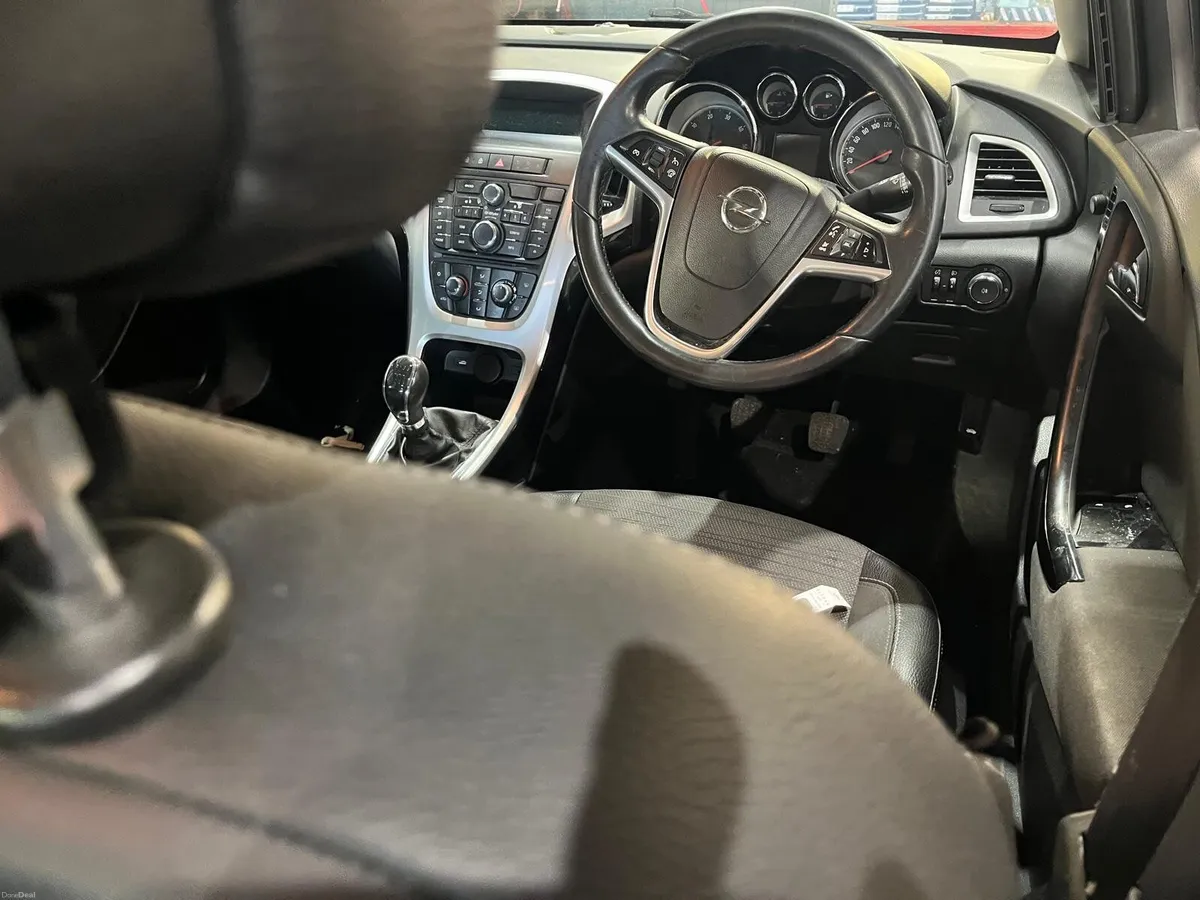 Opel Astra 2016 - Image 4