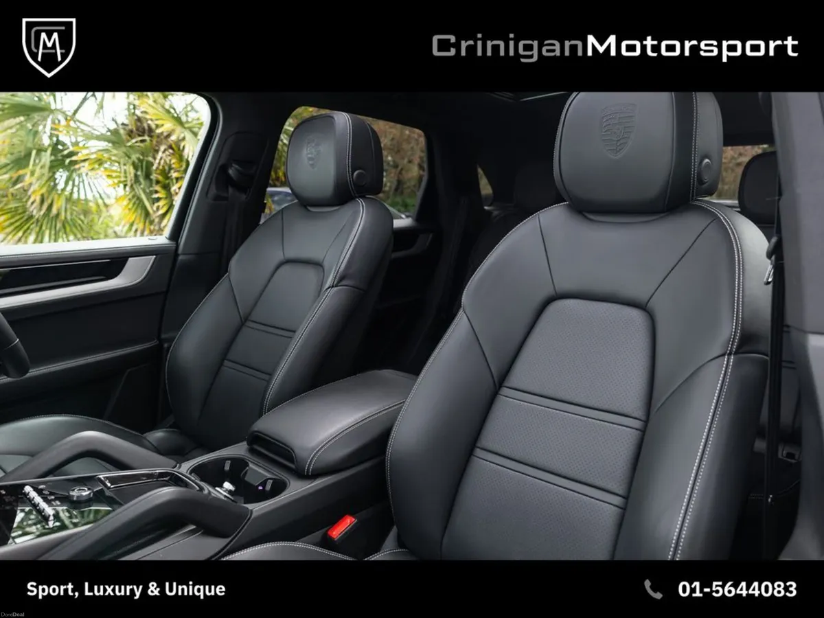 Porsche Cayenne V6 E-Hybrid Exclusive Manufaktur - Image 3