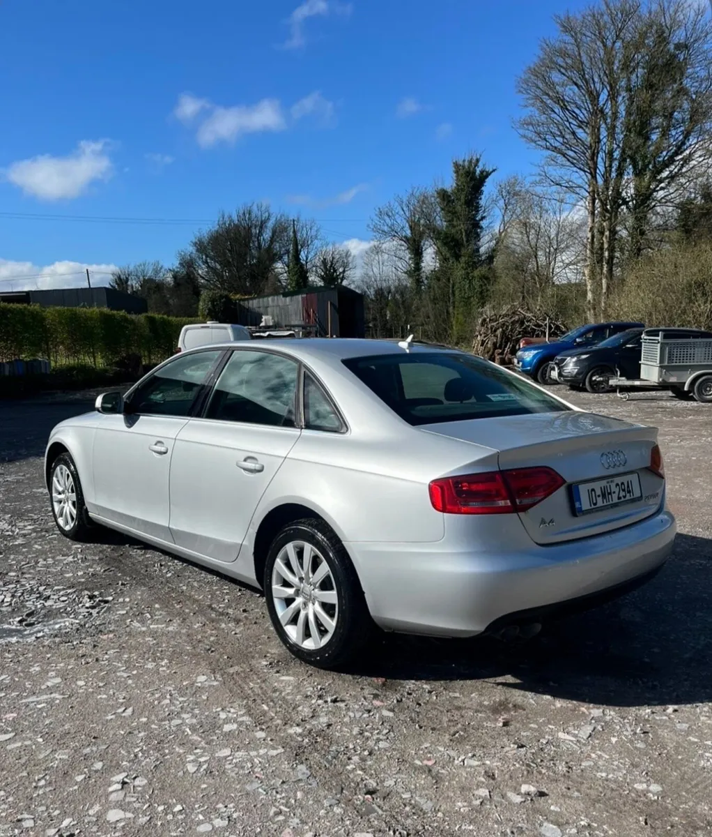 Audi A4 2010 - Image 3
