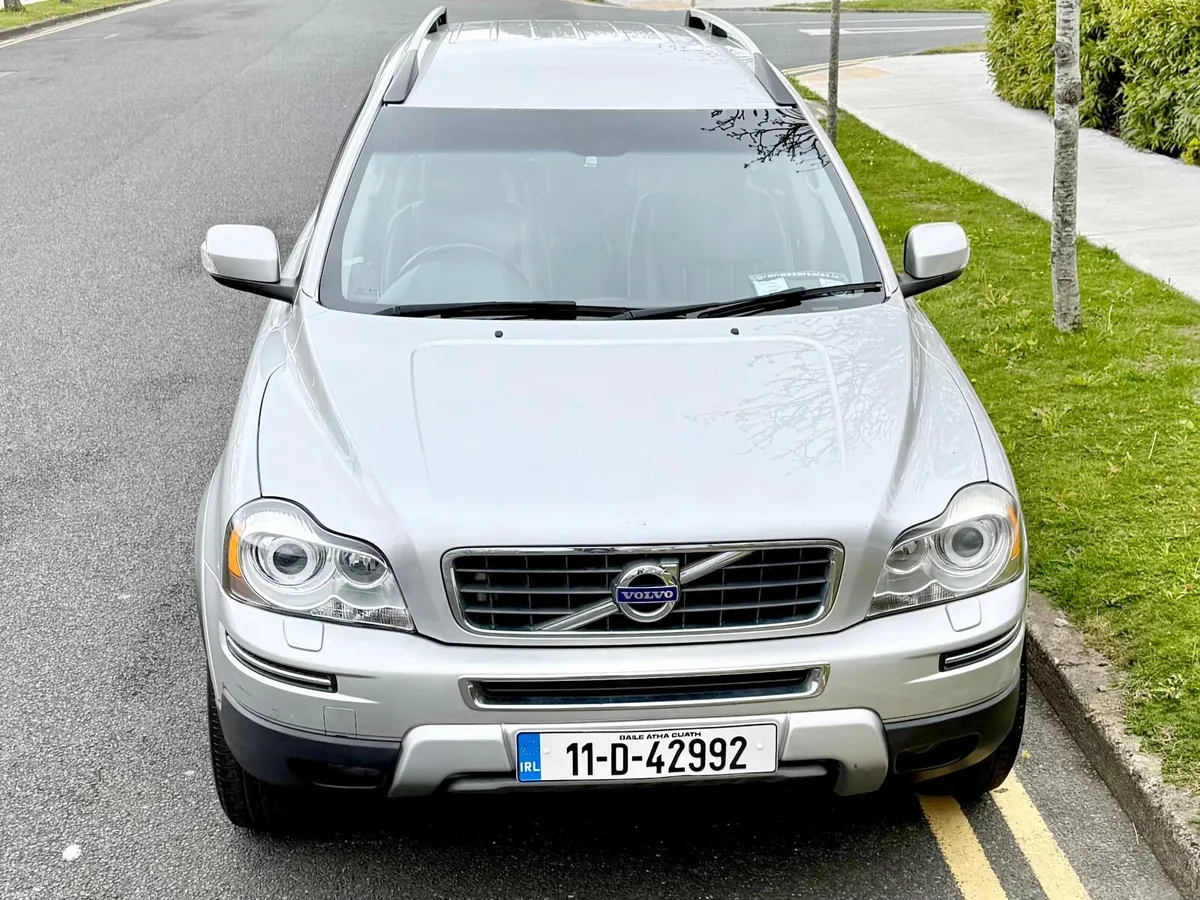 VOLVO XC 90 BRAND NEW NCT 10/26 7 SEATER - Image 2