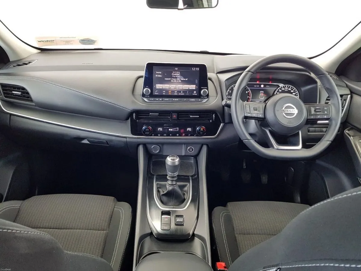 Nissan Qashqai 1.3 PET MILD HYBRID SV €3000 Scrapp - Image 2