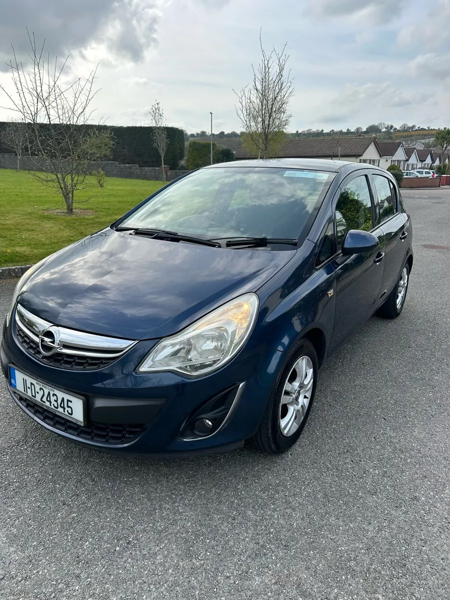 Opel Corsa ONLY 67.000km - Image 2