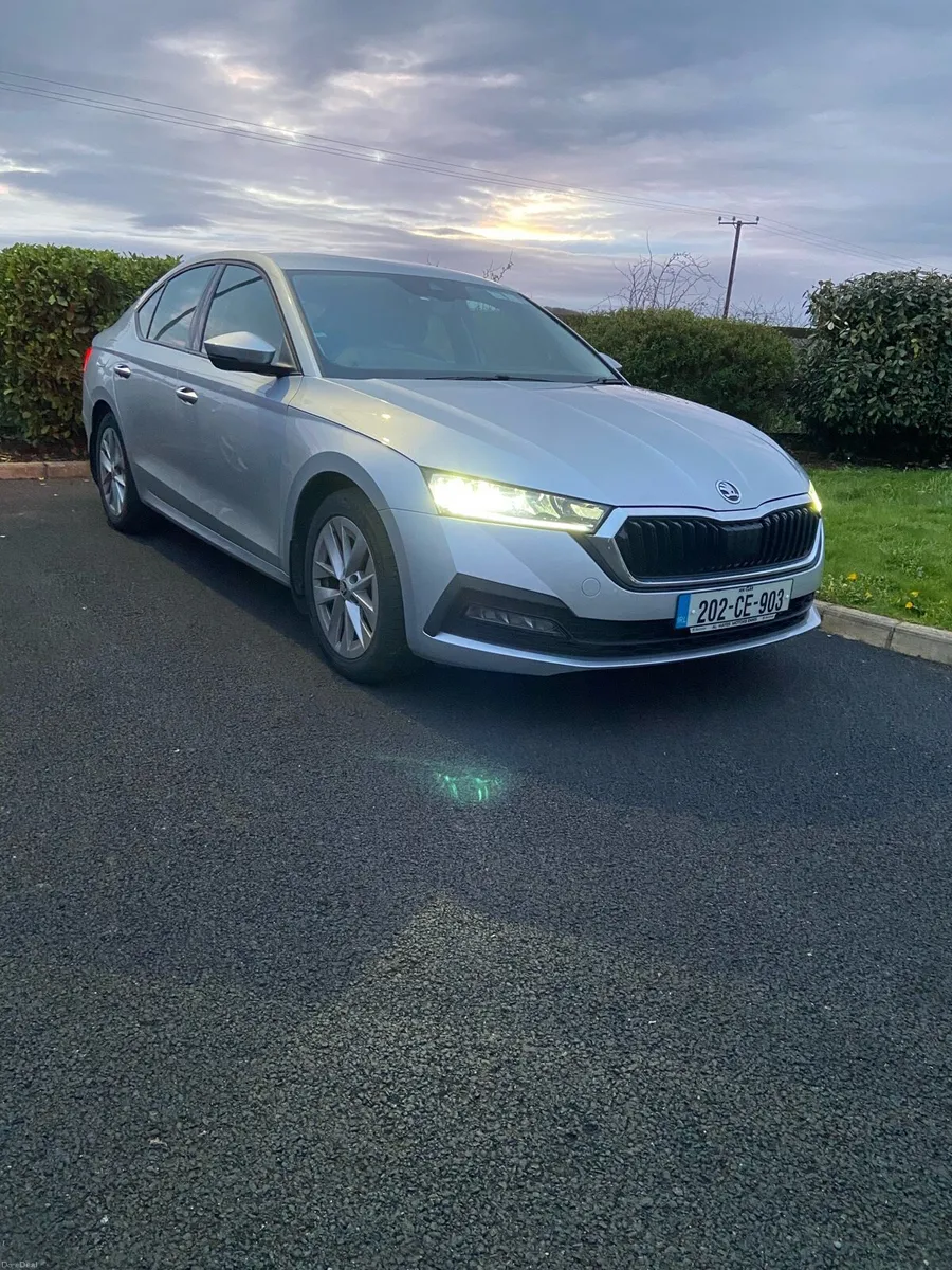 Skoda Octavia 122,600km - Image 1