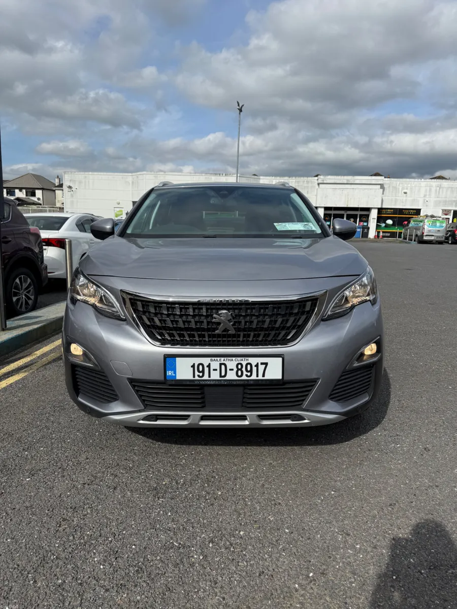 191 Peugeot 3008 Allure 1.2 Petrol - Image 3