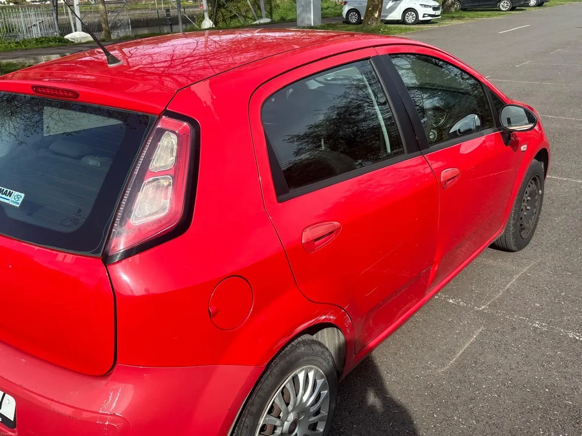 Fiat Punto 2014 1.2 Petrol NCT 02/27 Tax 05/26 - Image 4