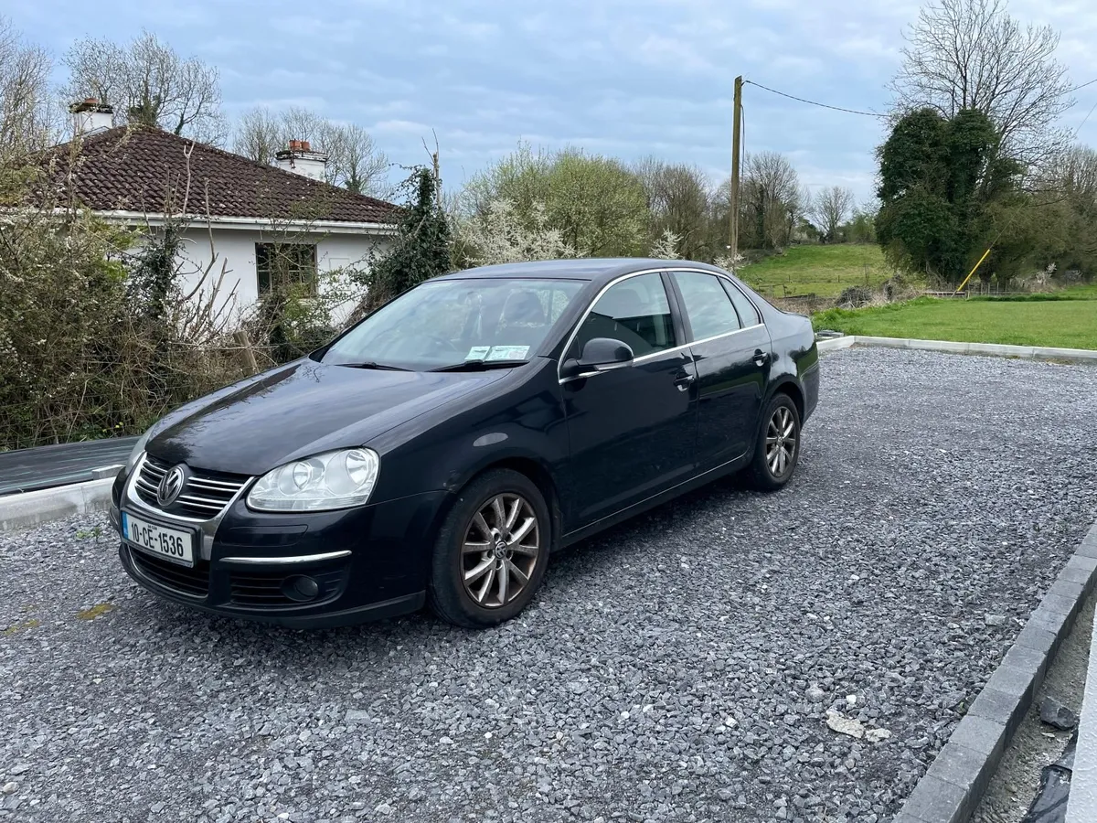 Volkswagen Jetta 2010 - Image 1