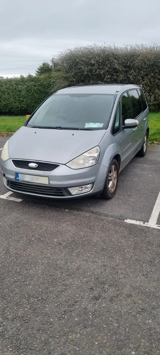 Ford Galaxy 2010 - Image 1