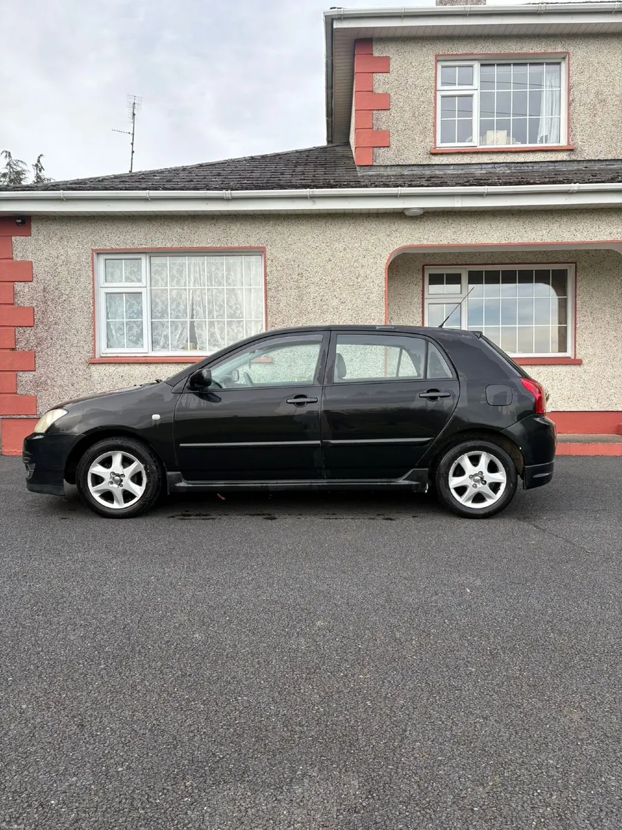 Toyota Corolla 2005 - Image 4