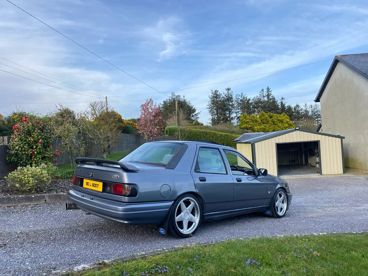 Ford Sierra 2.9 24V - Image 4