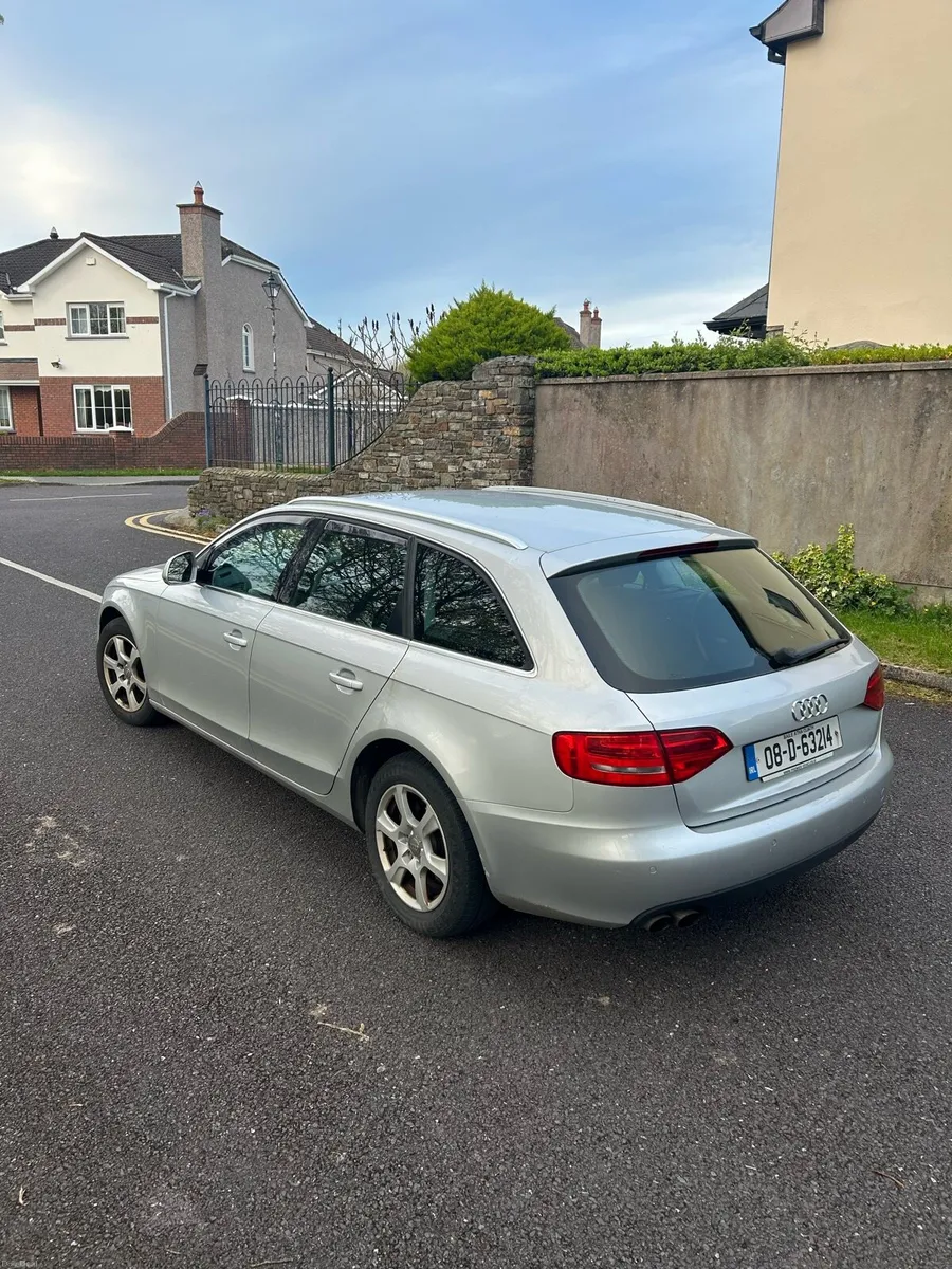 Audi A4 estate - Image 4