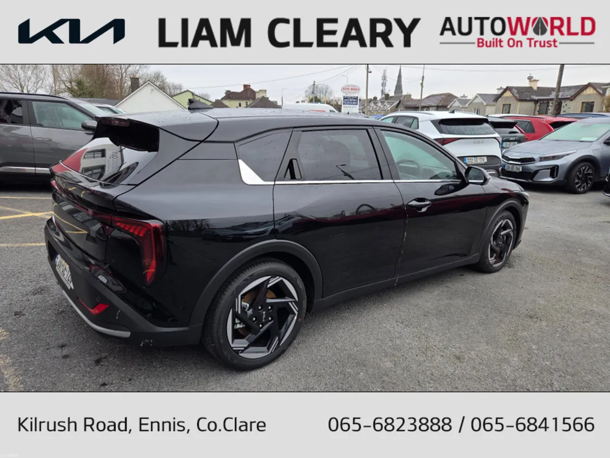 Kia K4 5HB MHEV K3 - Image 3