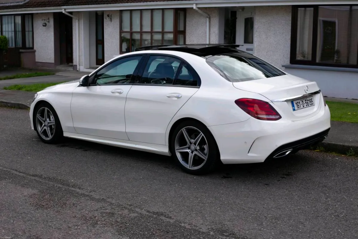 2016 Mercedes Benz C220d AMG Line Premium - Image 4